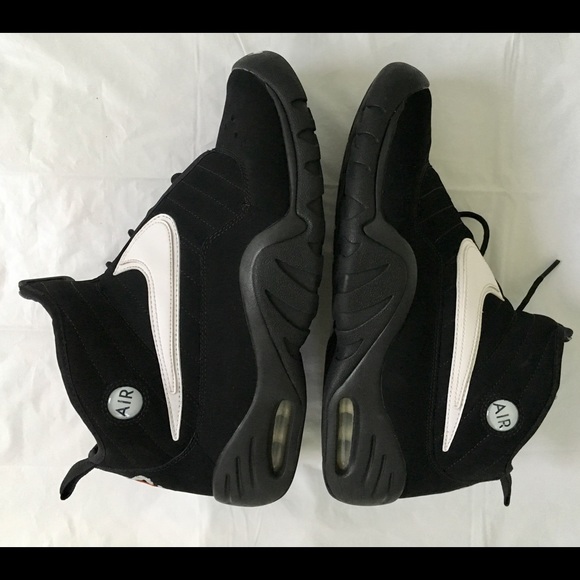 nike air shake ndestrukt black